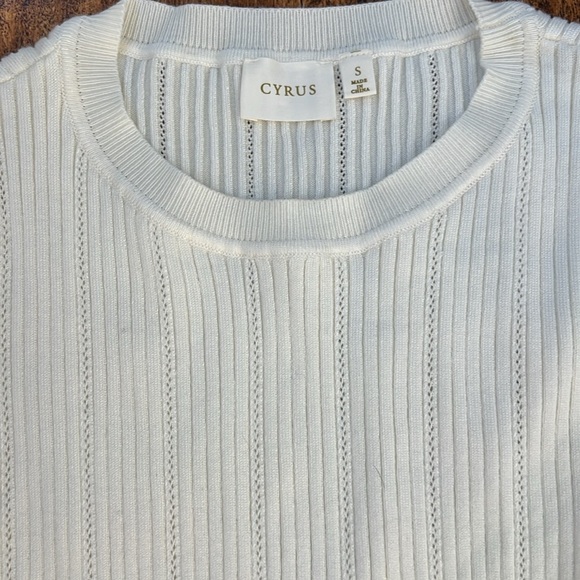 NWOT CYRUS CREAM KNIT SWEATER TOP S - Picture 2 of 6